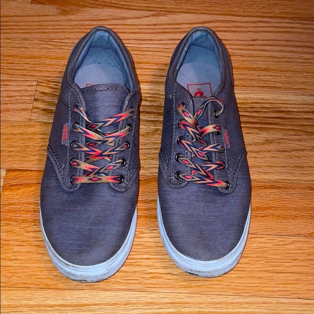 Women’s gray vans shoes